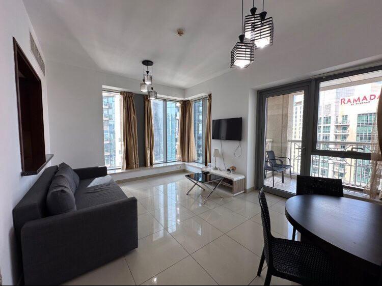 Downtown Apartments With Fountain And Burj Khalifa View Dubai Esterno foto